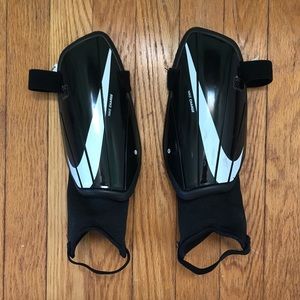 ⚽️ Nike Shin Guards Soccer ⚽️